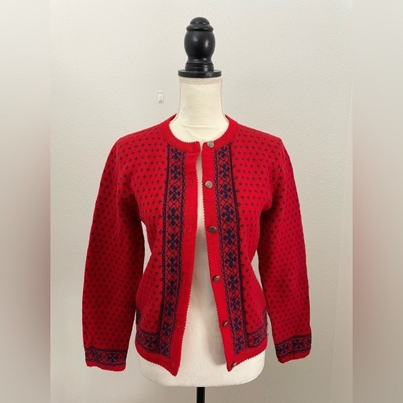 VTG Pendleton 100% Wool Made in the USA Fair Isle Nordic Cardigan Sweater Small - Picture 2 of 11
